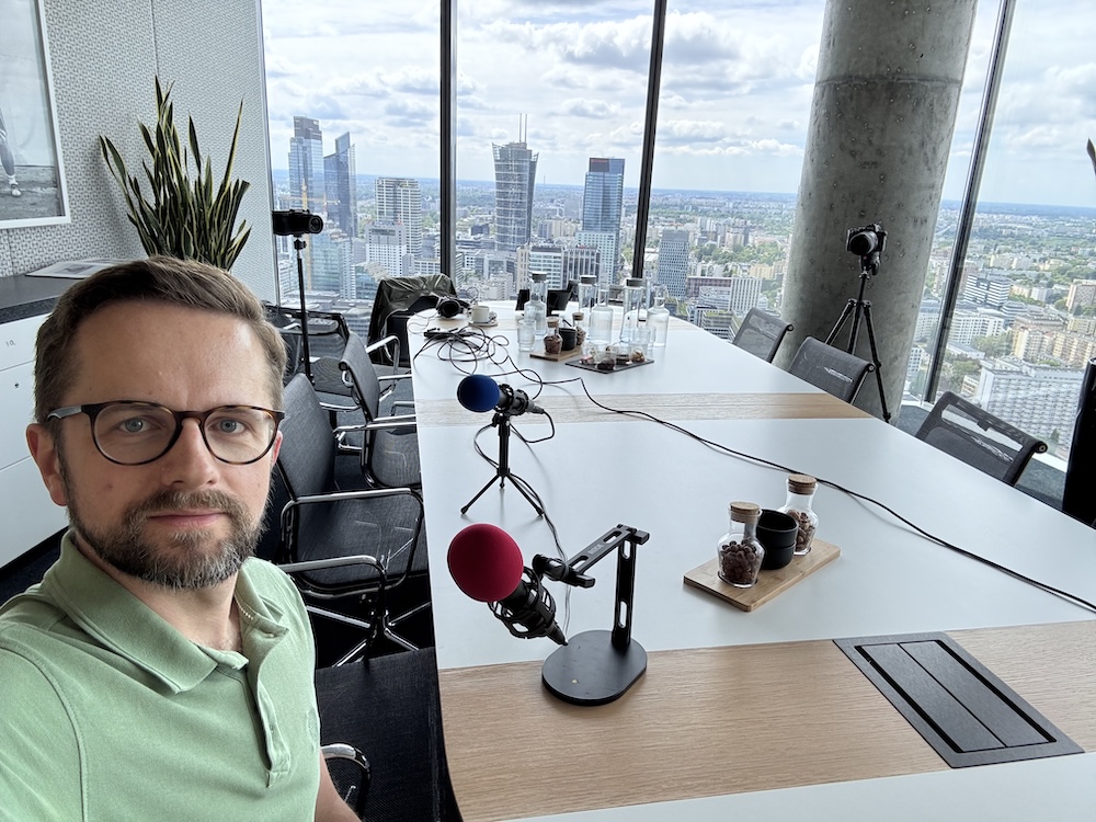 Radek Grabarek — mobilne studio podcastowe u klienta
